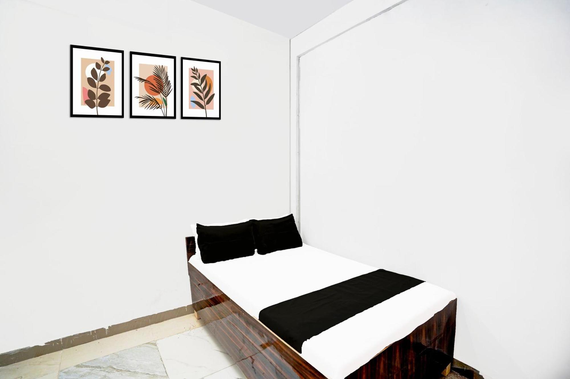 Hotel O Royal Palace Kanpur Ngoại thất bức ảnh