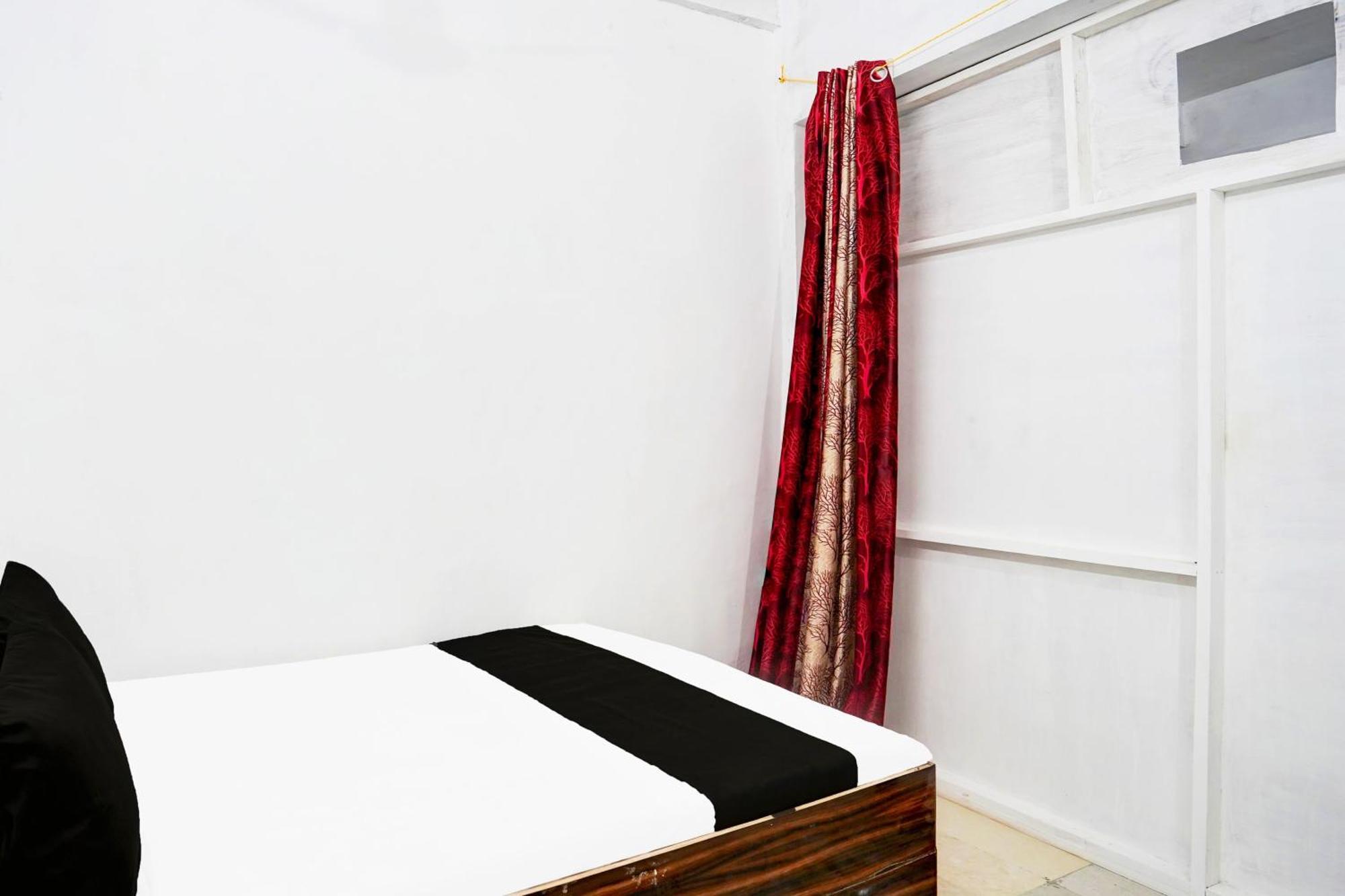 Hotel O Royal Palace Kanpur Ngoại thất bức ảnh